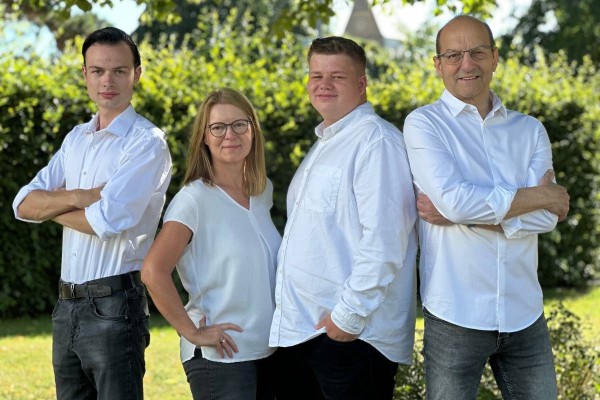 Team_Halle_Website.jpg