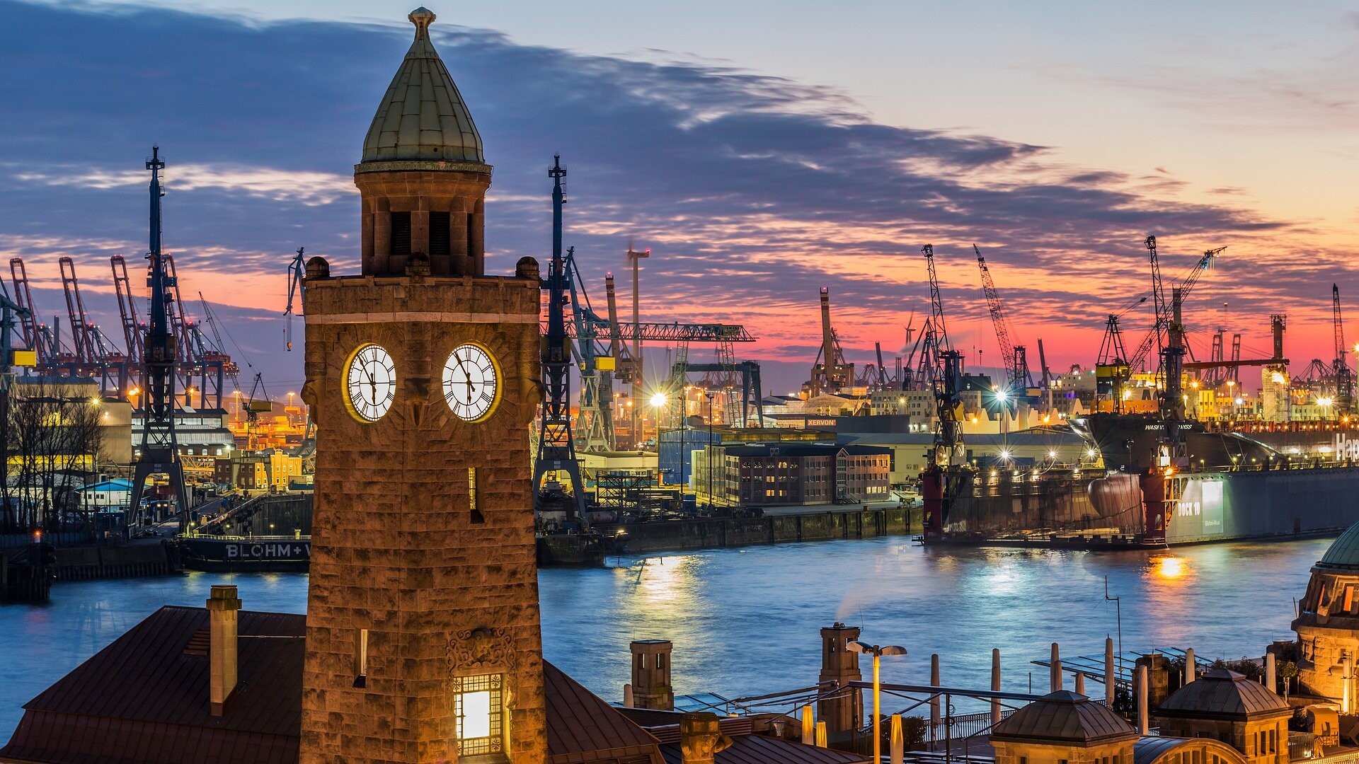 hamburg-3136679.jpg