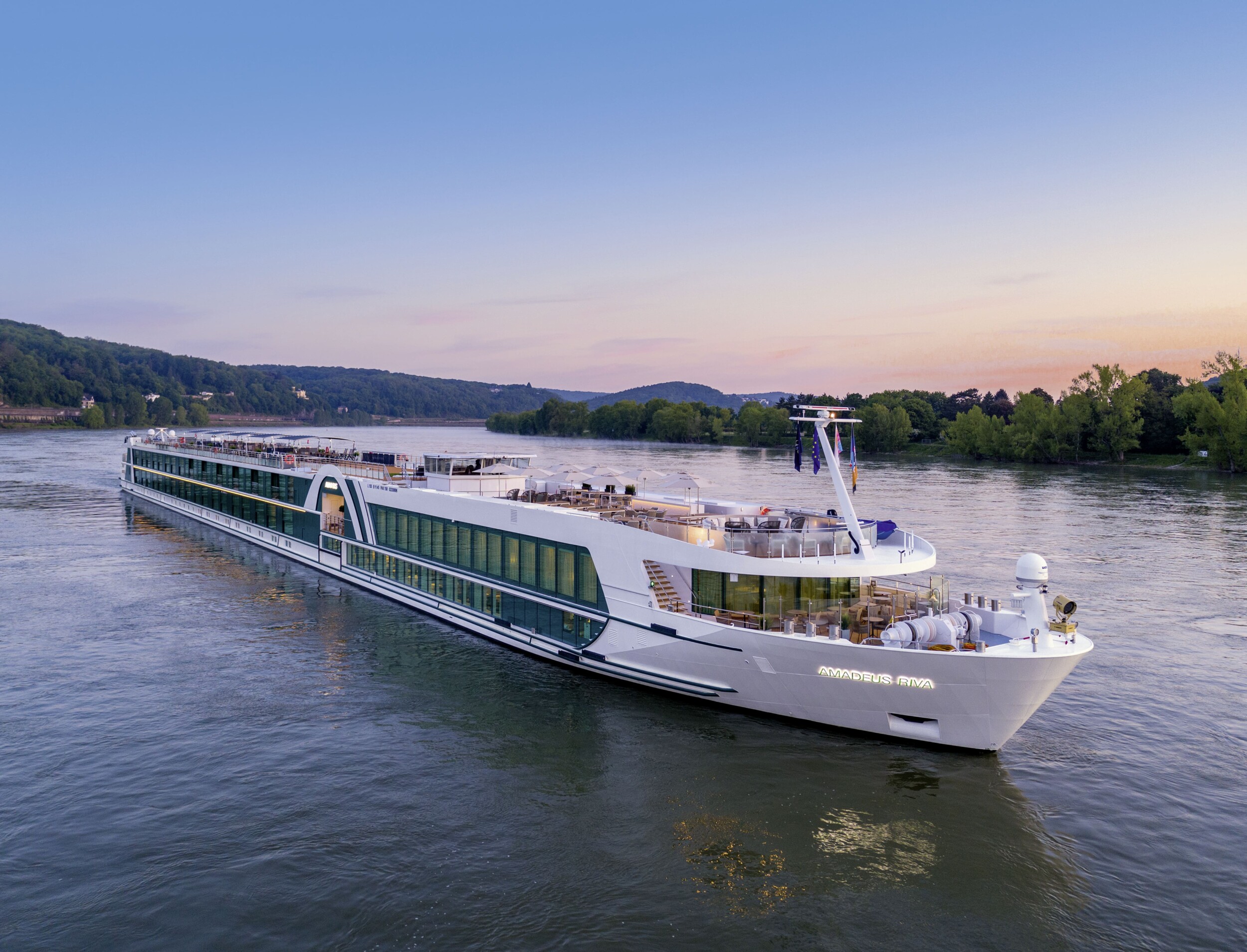 AMADEUS_Riva__Exterior_View__Evening_AMADEUS_Riva_Cruising_during_Sunset_Lueftner_Cruises_Amadeus_Internal.jpg