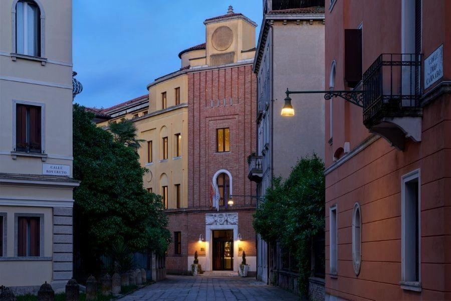 Hotel_Indigo_Venice_web.jpg