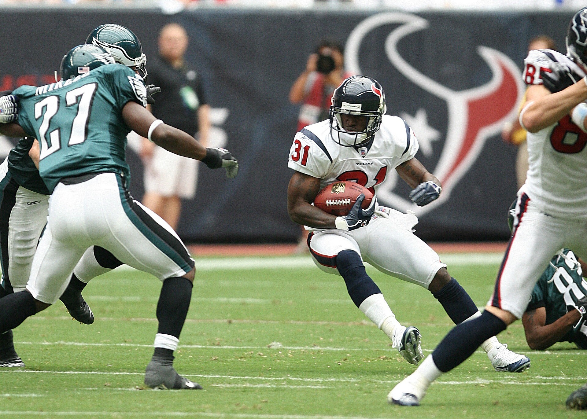 football-1583642_1920.jpg